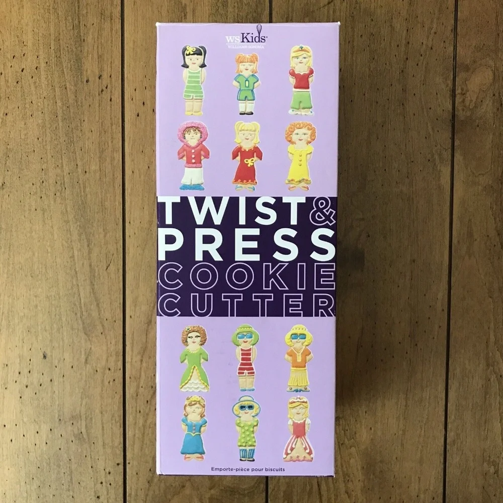 Williams Sonoma Twist & Press Cookie Cutter (fashion outfits)
